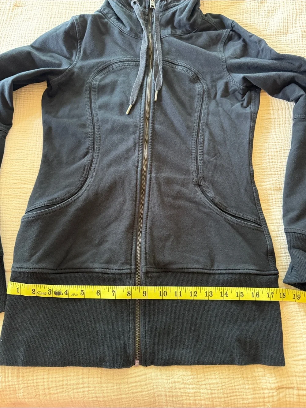 Lululemon Scuba Hoodie Original 2011 Release Black Sweatshirt - Size 8
